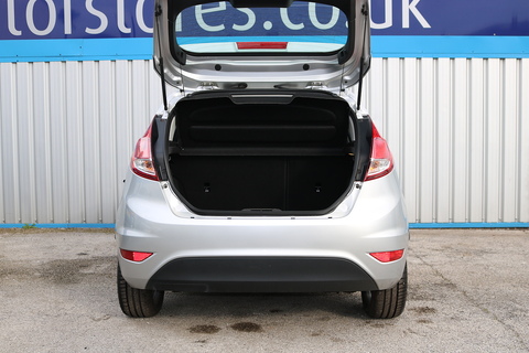 1.5 TDCi Style Hatchback 5dr Diesel Manual Euro 5 (75 ps)