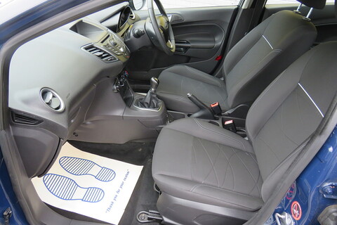 1.5 TDCi Style Hatchback 5dr Diesel Manual Euro 5 (75 ps)