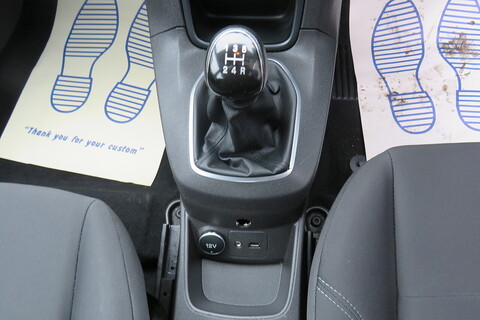 1.5 TDCi Style Hatchback 5dr Diesel Manual Euro 5 (75 ps)