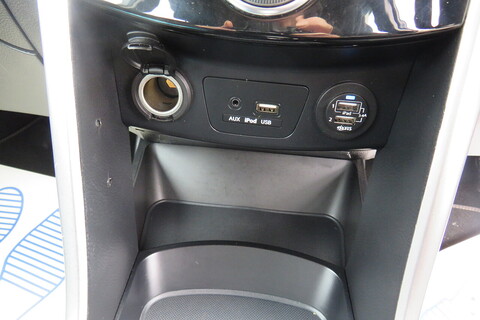 1.6 CRDi Blue Drive SE Hatchback 5dr Diesel Manual Euro 6 (s/s) (110 ps)