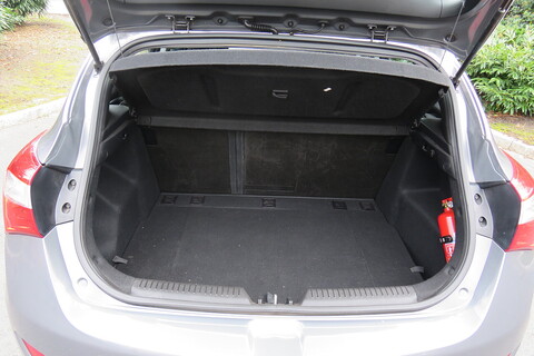 1.6 CRDi Blue Drive SE Hatchback 5dr Diesel Manual Euro 6 (s/s) (110 ps)