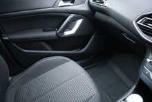 Peugeot 308 SW BlueHDi Active