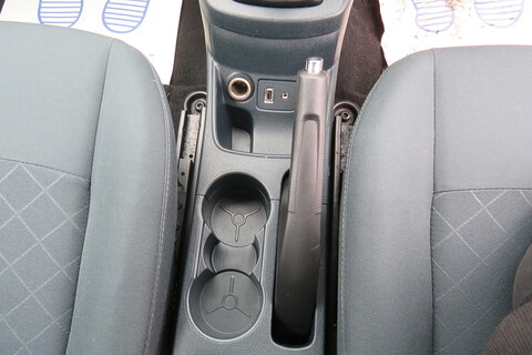 1.4 TDCi DPF Edge Hatchback 5dr Diesel Manual (107 g/km, 69 bhp)