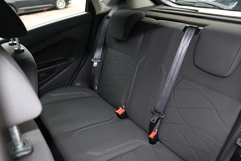 1.5 TDCi Style Hatchback 5dr Diesel Manual Euro 5 (75 ps)