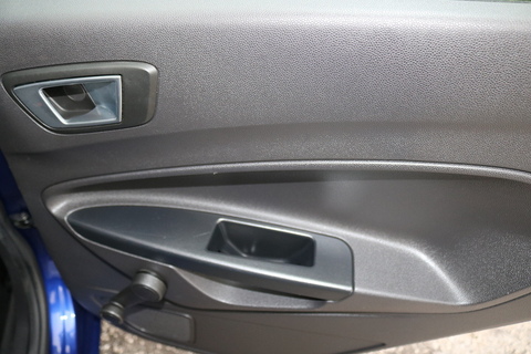 1.5 TDCi Style Hatchback 5dr Diesel Manual Euro 5 (75 ps)