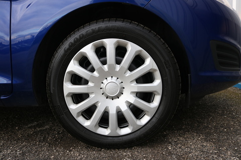 1.5 TDCi Style Hatchback 5dr Diesel Manual Euro 5 (75 ps)