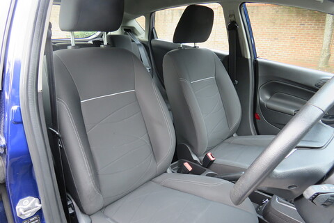 1.5 TDCi Style Hatchback 5dr Diesel Manual Euro 5 (75 ps)