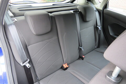 1.5 TDCi Style Hatchback 5dr Diesel Manual Euro 5 (75 ps)