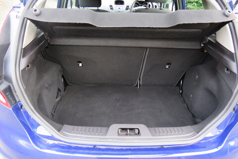 1.5 TDCi Style Hatchback 5dr Diesel Manual Euro 5 (75 ps)