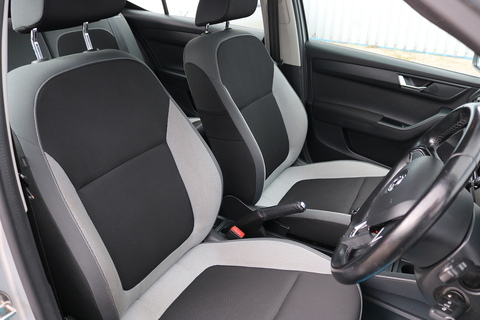 1.4 TDI SE Hatchback 5dr Diesel Manual Euro 6 (s/s) (90 ps)