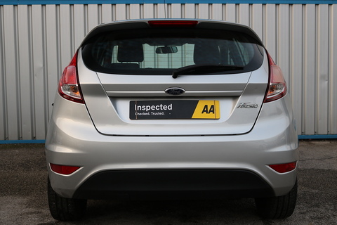 1.5 TDCi Style Hatchback 5dr Diesel Manual Euro 5 (75 ps)