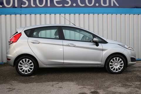 1.5 TDCi Style Hatchback 5dr Diesel Manual Euro 5 (75 ps)