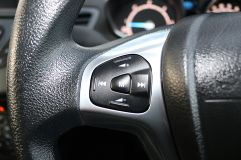 1.5 TDCi Style Hatchback 5dr Diesel Manual Euro 5 (75 ps)