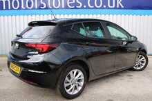 Vauxhall Astra CDTi BlueInjection Design