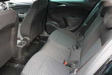 Vauxhall Astra CDTi BlueInjection Design