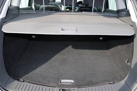 Titanium 2.5 4dr Hatchback Manual Petrol