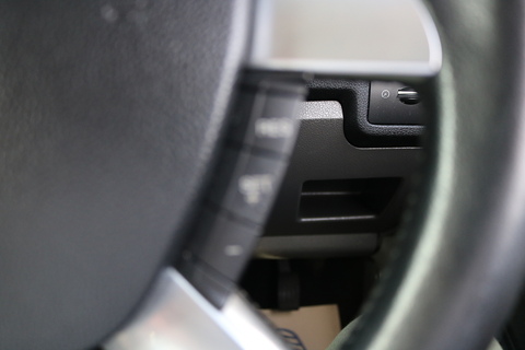 Titanium 2.5 4dr Hatchback Manual Petrol