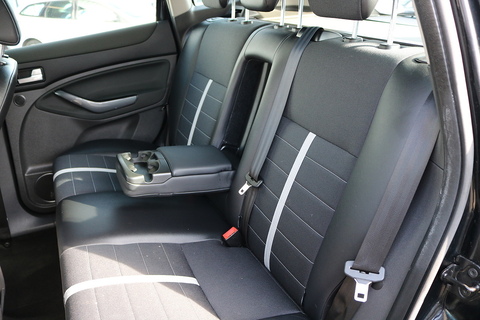 Titanium 2.5 4dr Hatchback Manual Petrol