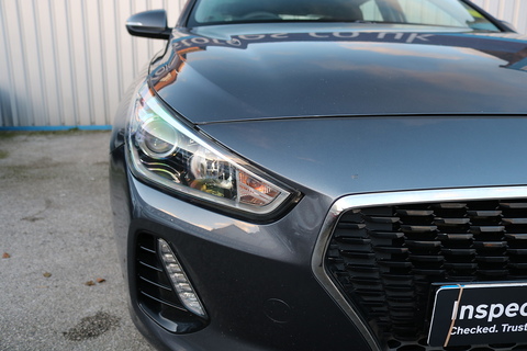 1.6 CRDi Blue Drive SE Hatchback 5dr Diesel Manual Euro 6 (s/s) (110 ps)