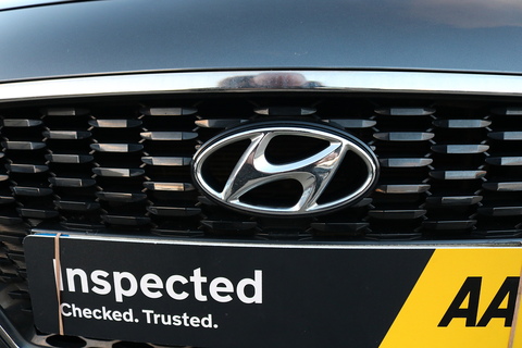 1.6 CRDi Blue Drive SE Hatchback 5dr Diesel Manual Euro 6 (s/s) (110 ps)