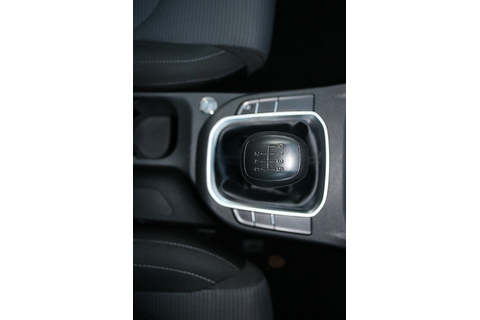 1.6 CRDi Blue Drive SE Hatchback 5dr Diesel Manual Euro 6 (s/s) (110 ps)