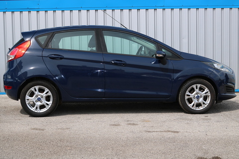1.5 TDCi Style Hatchback 5dr Diesel Manual Euro 5 (75 ps)