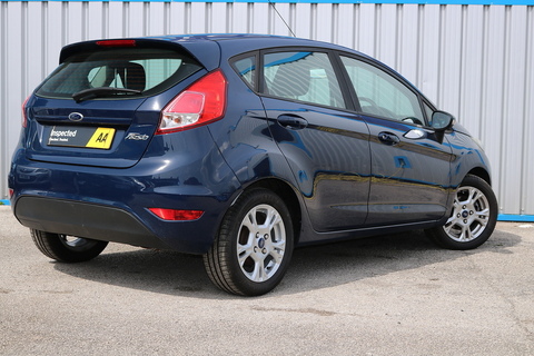 1.5 TDCi Style Hatchback 5dr Diesel Manual Euro 5 (75 ps)