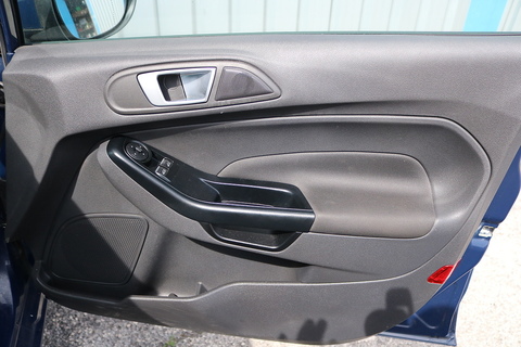 1.5 TDCi Style Hatchback 5dr Diesel Manual Euro 5 (75 ps)
