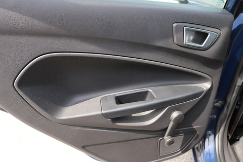 1.5 TDCi Style Hatchback 5dr Diesel Manual Euro 5 (75 ps)