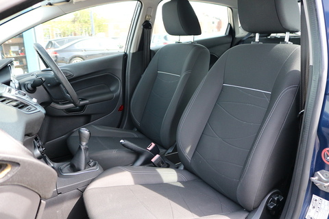 1.5 TDCi Style Hatchback 5dr Diesel Manual Euro 5 (75 ps)