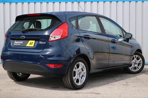 1.5 TDCi Style Hatchback 5dr Diesel Manual Euro 5 (75 ps)