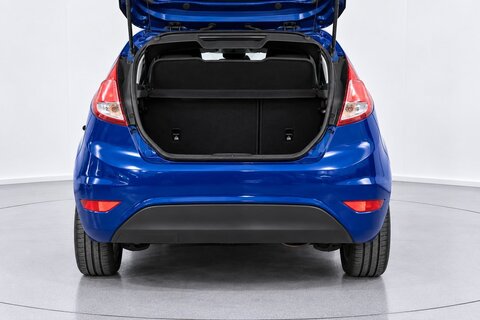1.5 TDCi Style Hatchback 5dr Diesel Manual Euro 5 (75 ps)