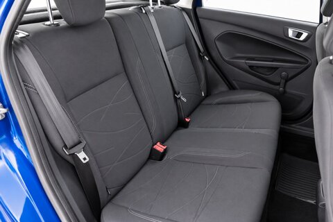 1.5 TDCi Style Hatchback 5dr Diesel Manual Euro 5 (75 ps)