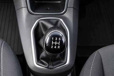 1.5 TDCi Style Hatchback 5dr Diesel Manual Euro 5 (75 ps)