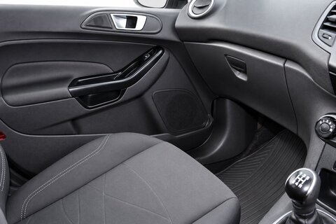 1.5 TDCi Style Hatchback 5dr Diesel Manual Euro 5 (75 ps)