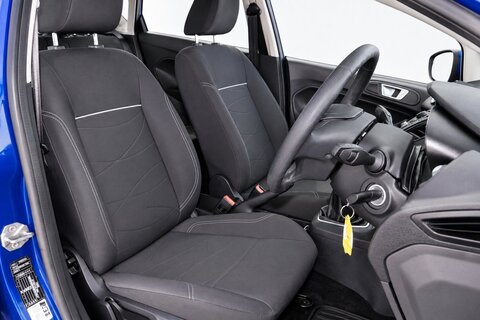 1.5 TDCi Style Hatchback 5dr Diesel Manual Euro 5 (75 ps)