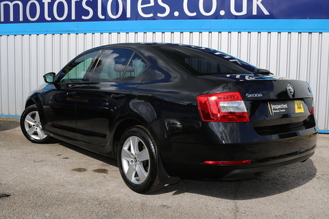 1.6 TDI SE Hatchback 5dr Diesel Manual Euro 6 (s/s) (115 ps)