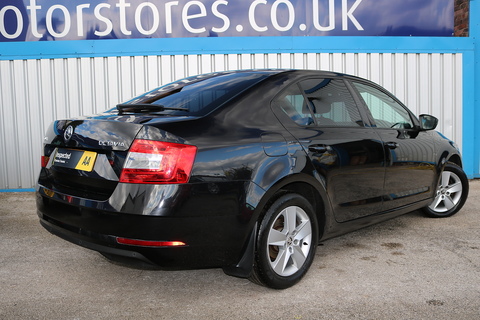 1.6 TDI SE Hatchback 5dr Diesel Manual Euro 6 (s/s) (115 ps)