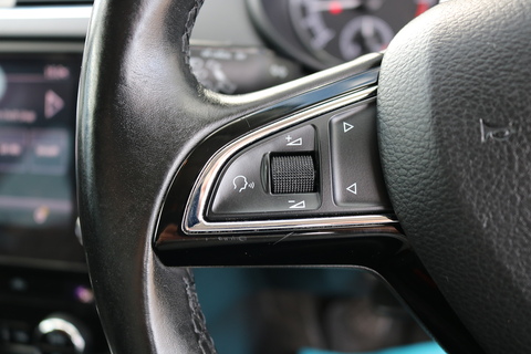 1.6 TDI SE Hatchback 5dr Diesel Manual Euro 6 (s/s) (115 ps)