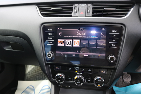 1.6 TDI SE Hatchback 5dr Diesel Manual Euro 6 (s/s) (115 ps)