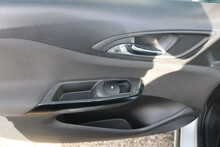 Vauxhall Corsa CDTi ecoFLEX Design 