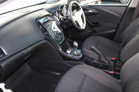 1.7 CDTi ecoFLEX ES Hatchback 5dr Diesel Manual Euro 5 (s/s) (110 ps)