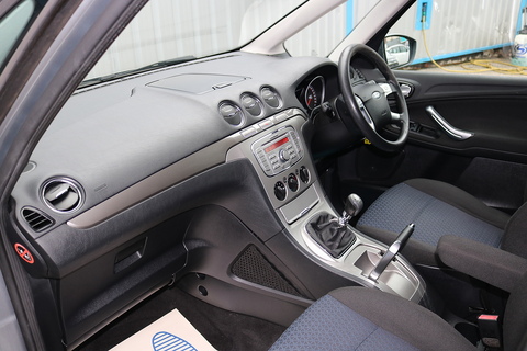 2.0 TDCi Edge MPV 5dr Diesel Manual (165 g/km, 138 bhp)