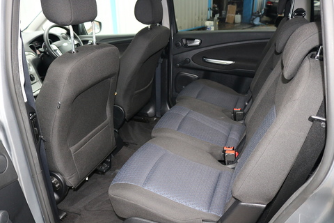 2.0 TDCi Edge MPV 5dr Diesel Manual (165 g/km, 138 bhp)