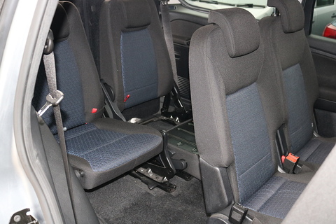 2.0 TDCi Edge MPV 5dr Diesel Manual (165 g/km, 138 bhp)