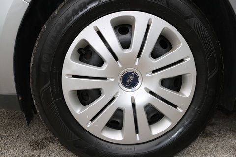 2.0 TDCi Edge MPV 5dr Diesel Manual (165 g/km, 138 bhp)