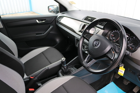 1.4 TDI SE Hatchback 5dr Diesel Manual Euro 6 (s/s) (90 ps)