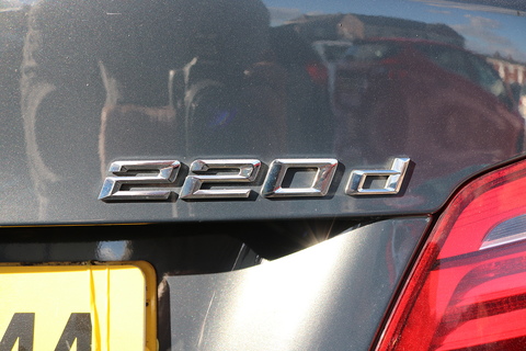 2.0 220d Sport MPV 5dr Diesel Manual Euro 6 (s/s) (190 ps)