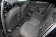 Vauxhall Astra CDTi BlueInjection Design