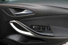 Vauxhall Astra CDTi BlueInjection Design